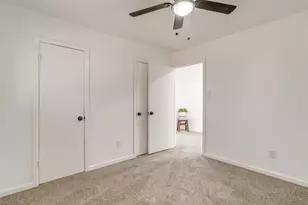 1701 Larkspur Dr, Arlington, TX 76013 - Photo 17