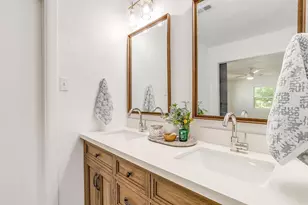 1701 Larkspur Dr, Arlington, TX 76013 - Photo 23