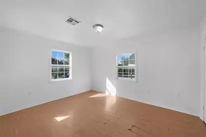 2021 Gurley Avenue, Waco, TX 76706 - Photo 11
