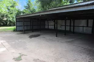 241 E Main St, Van, TX 75790 - Photo 11