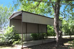 241 E Main St, Van, TX 75790 - Photo 9