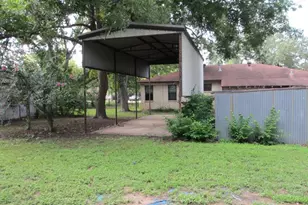 241 E Main St, Van, TX 75790 - Photo 13