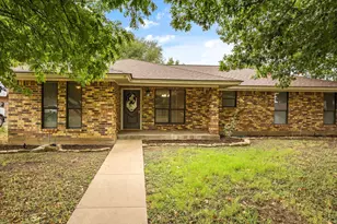 1812 N Cypress Ave, Stephenville, TX 76401 - Photo 1