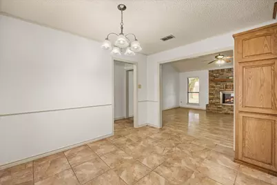 1812 N Cypress Avenue, Stephenville, TX 76401 - Photo 5