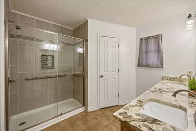 1812 N Cypress Avenue, Stephenville, TX 76401 - Photo 17