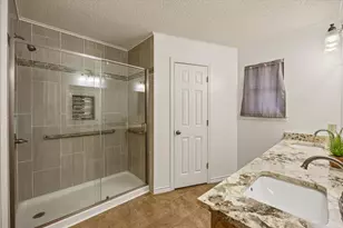 1812 N Cypress Ave, Stephenville, TX 76401 - Photo 17