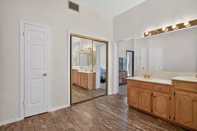 9117 Lakepointe Avenue, Rowlett, TX 75088 - Photo 11