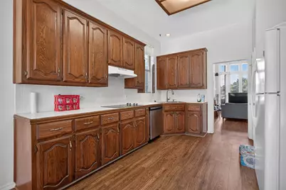 9117 Lakepointe Avenue, Rowlett, TX 75088 - Photo 7