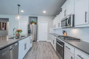201 Foreman Dr, Midlothian, TX 76065 - Photo 9