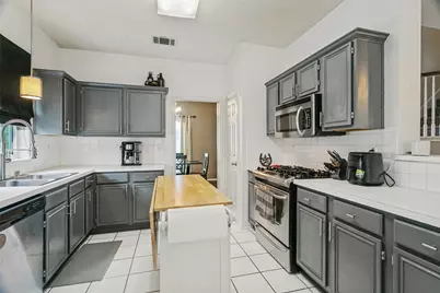 1400 Wentworth Drive, Lewisville, TX 75067 - Photo 5