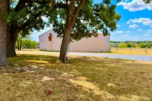 938 Co Rd 3341, Paradise, TX 76073 - Photo 13