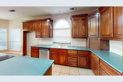8601 Spectrum Drive, McKinney, TX 75072 - Photo 5
