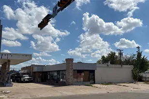 400 W Brown St, Ennis, TX 75119 - Photo 1