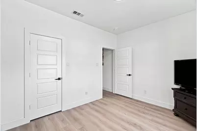 1535 Caldwell Street, Dallas, TX 75223 - Photo 23