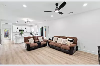 1535 Caldwell Street, Dallas, TX 75223 - Photo 9