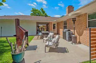 6221 Berryhill St, Dallas, TX 75231 - Photo 29