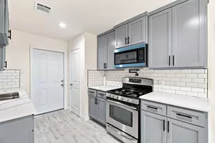 1244 E Mulkey St, Fort Worth, TX 76104 - Photo 11