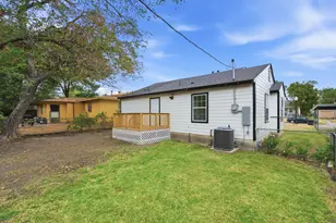 1244 E Mulkey St, Fort Worth, TX 76104 - Photo 25