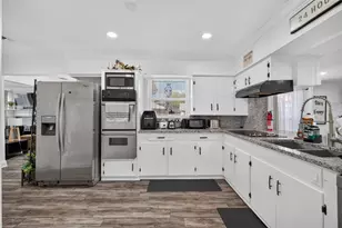 2122 Berwick Ave, Dallas, TX 75203 - Photo 25