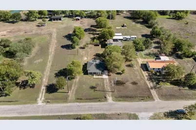 132 Stacks Road, Ennis, TX 75119 - Photo 23