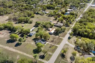 132 Stacks Rd, Ennis, TX 75119 - Photo 21
