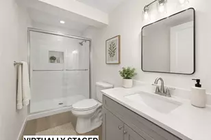 1714 Meadowbrook Ln, Irving, TX 75061 - Photo 23