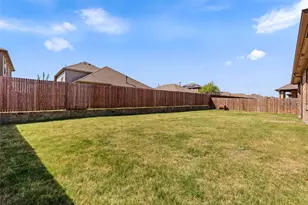 629 Dunster Ln, Saginaw, TX 76131 - Photo 25