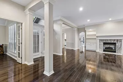 4404 Briar Hollow Drive, Plano, TX 75093 - Photo 5
