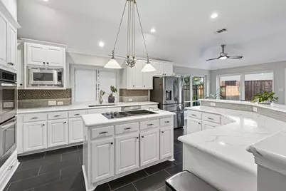 4404 Briar Hollow Drive, Plano, TX 75093 - Photo 23
