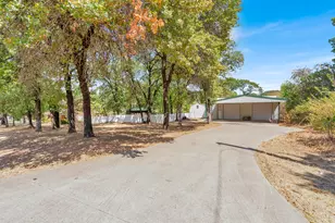 124 Alvarado Oak Dr, Alvarado, TX 76009 - Photo 33