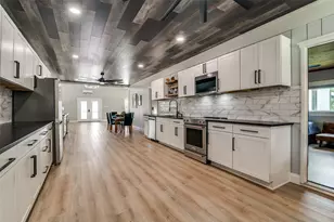 558 Private Rd 7423, Emory, TX 75440 - Photo 17