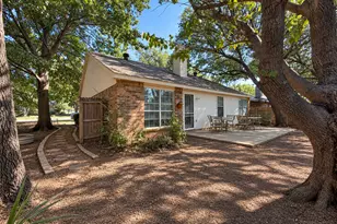 2705 Thunderbird Dr, Denton, TX 76207 - Photo 19