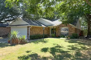 2705 Thunderbird Dr, Denton, TX 76207 - Photo 3