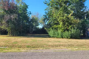 1905 Sycamore St, Commerce, TX 75428 - Photo 1