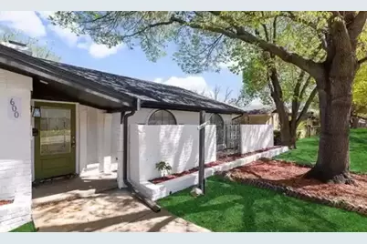 600 Tanglewood Drive S, Irving, TX 75061 - Photo 3