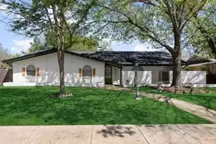 600 Tanglewood Dr S, Irving, TX 75061 - Photo 1