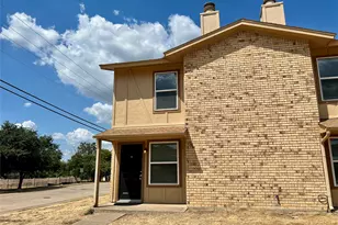 2019 Paisley Dr, Arlington, TX 76015 - Photo 1