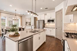 4865 Paddock Trl, Carrollton, TX 75010 - Photo 3