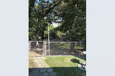 125 Glenhaven Drive, Azle, TX 76020 - Photo 7