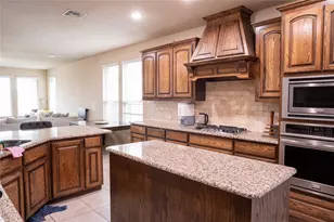 813 Seymour Ct, McKinney, TX 75071 - Photo 7