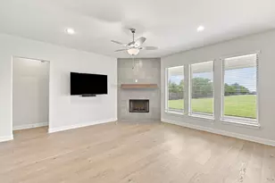 801 Brandi Ridge Dr, Midlothian, TX 76065 - Photo 13