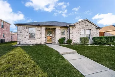 14816 S Spring Ridge Circle, Balch Springs, TX 75180 - Photo 1