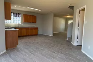 801 Flamingo Dr, Saginaw, TX 76131 - Photo 3
