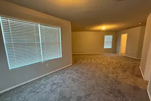 801 Flamingo Dr, Saginaw, TX 76131 - Photo 15