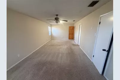 2817 NE 11th Street, Mineral Wells, TX 76067 - Photo 21