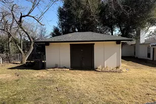 2817 NE 11th St, Mineral Wells, TX 76067 - Photo 7
