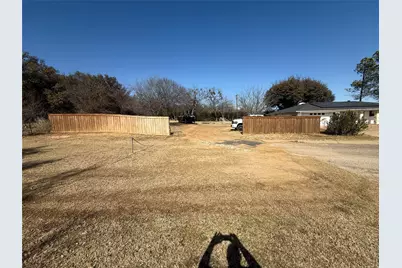 2817 NE 11th Street, Mineral Wells, TX 76067 - Photo 5