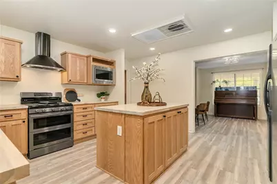 6212 Westover Drive, Granbury, TX 76049 - Photo 11