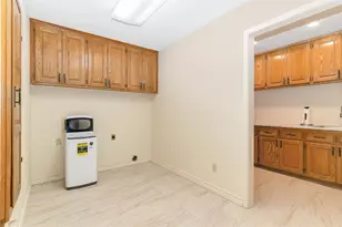 6212 Westover Dr, Granbury, TX 76049 - Photo 21