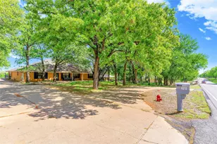6212 Westover Dr, Granbury, TX 76049 - Photo 1